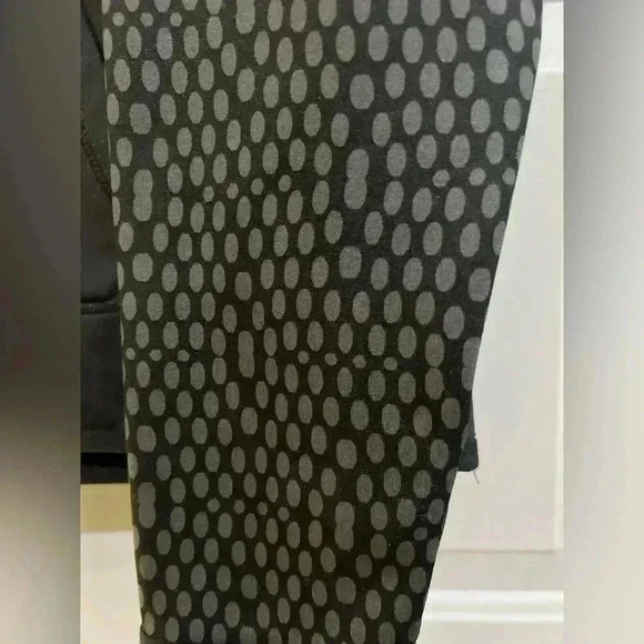 Nike  Therma-FIT Just Do It Hoodie, Black/ Anthracit/ Volt, large - Picture 4 of 8